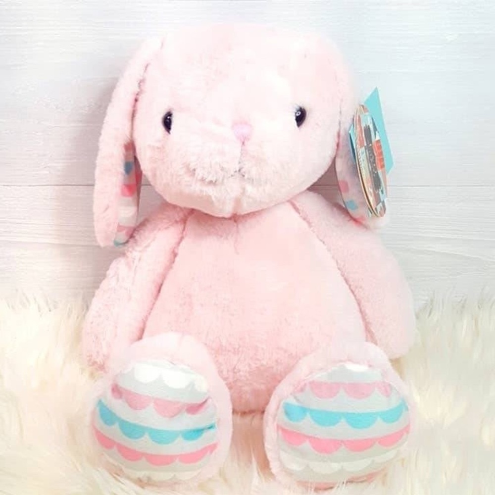 20 inch Authentic FAO SCHWARZ Bunny! Collector Papers included